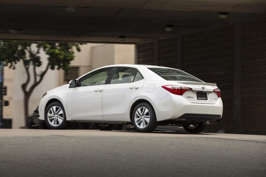  Toyota Corolla 2014 года  (фото 121 из 212)